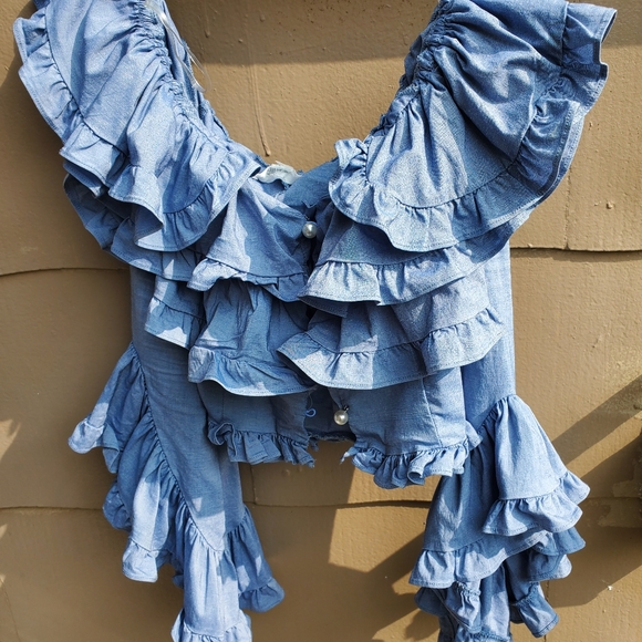 Top - Picture 1 of 4